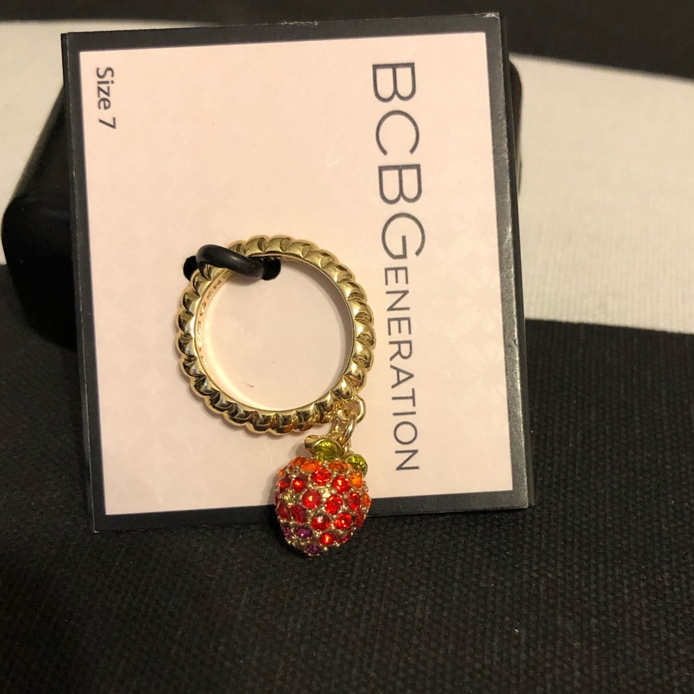BCBGeneration strawberry ring size 7 🍓